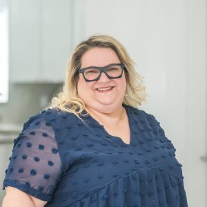 Nikki Alldredge Headshot copy (1)